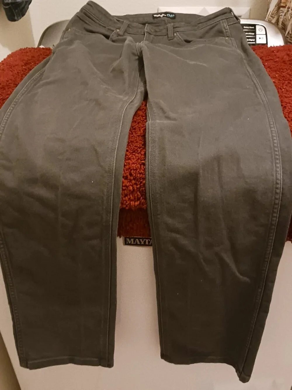 Wrangler Peak Comfort Gray Jeans 32x32